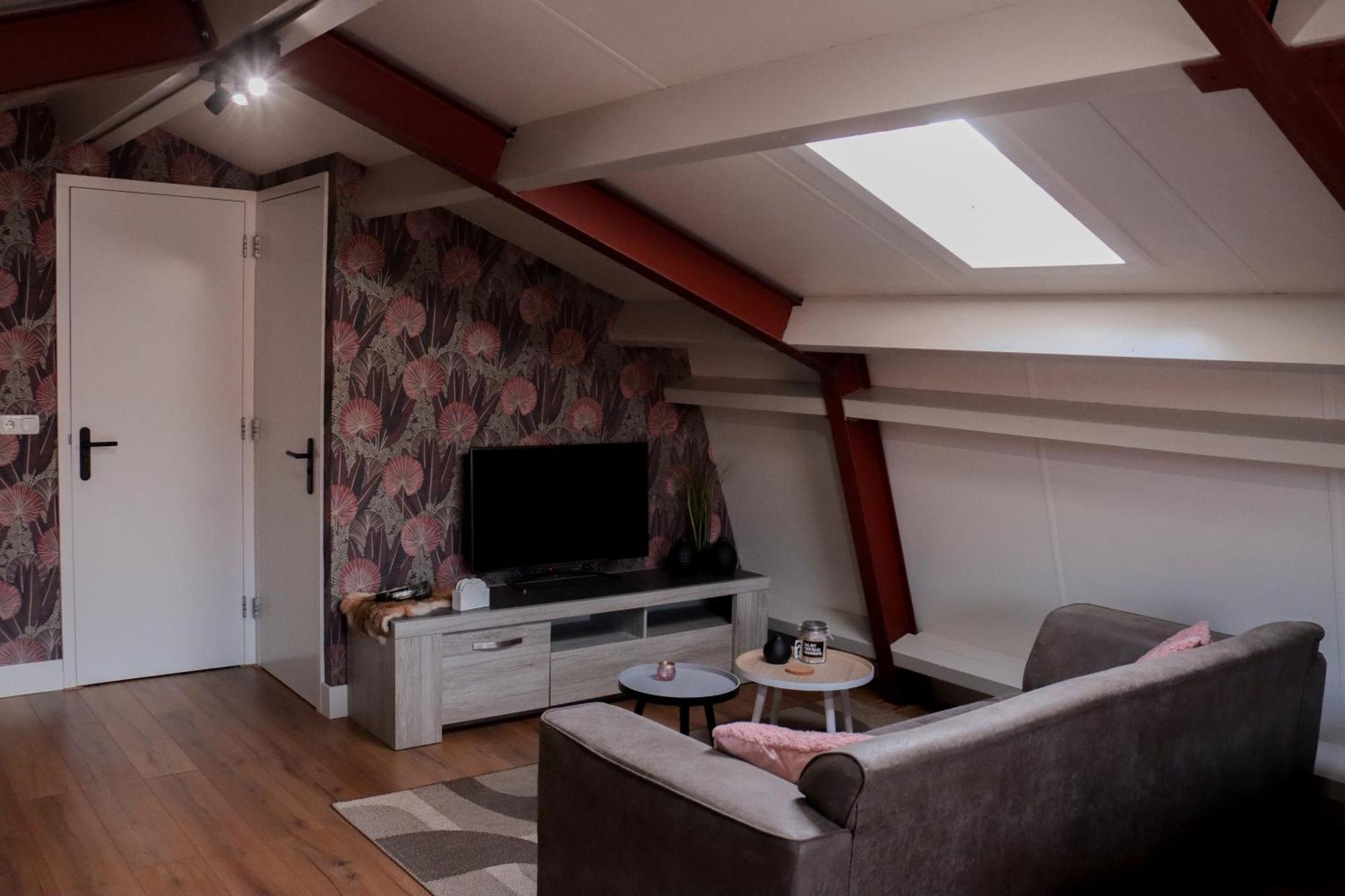 B&B De Kalverschuur Schoonrewoerd ภายนอก รูปภาพ