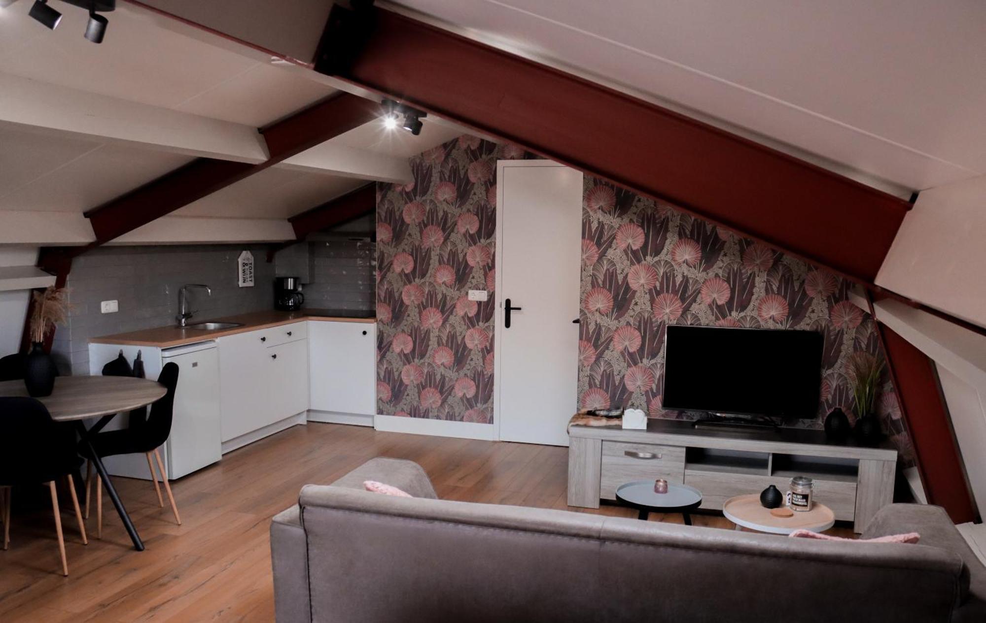 B&B De Kalverschuur Schoonrewoerd ภายนอก รูปภาพ