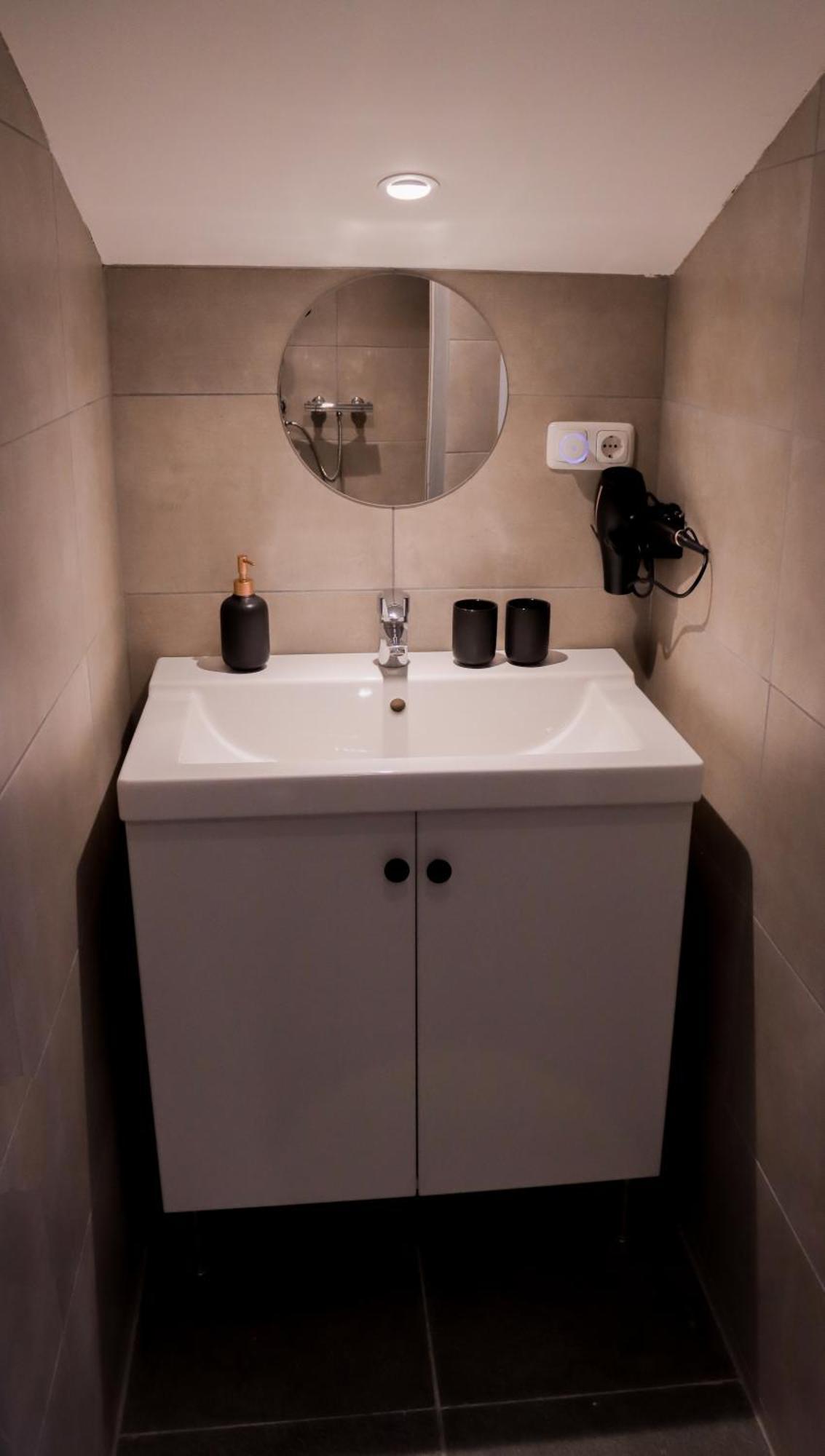 B&B De Kalverschuur Schoonrewoerd ภายนอก รูปภาพ