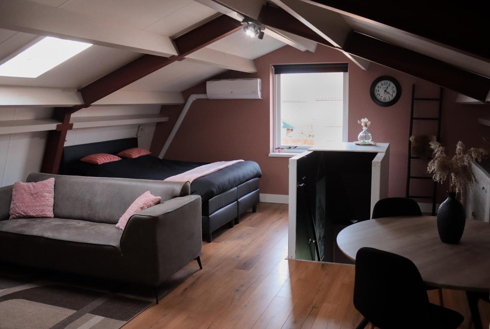 B&B De Kalverschuur Schoonrewoerd ภายนอก รูปภาพ