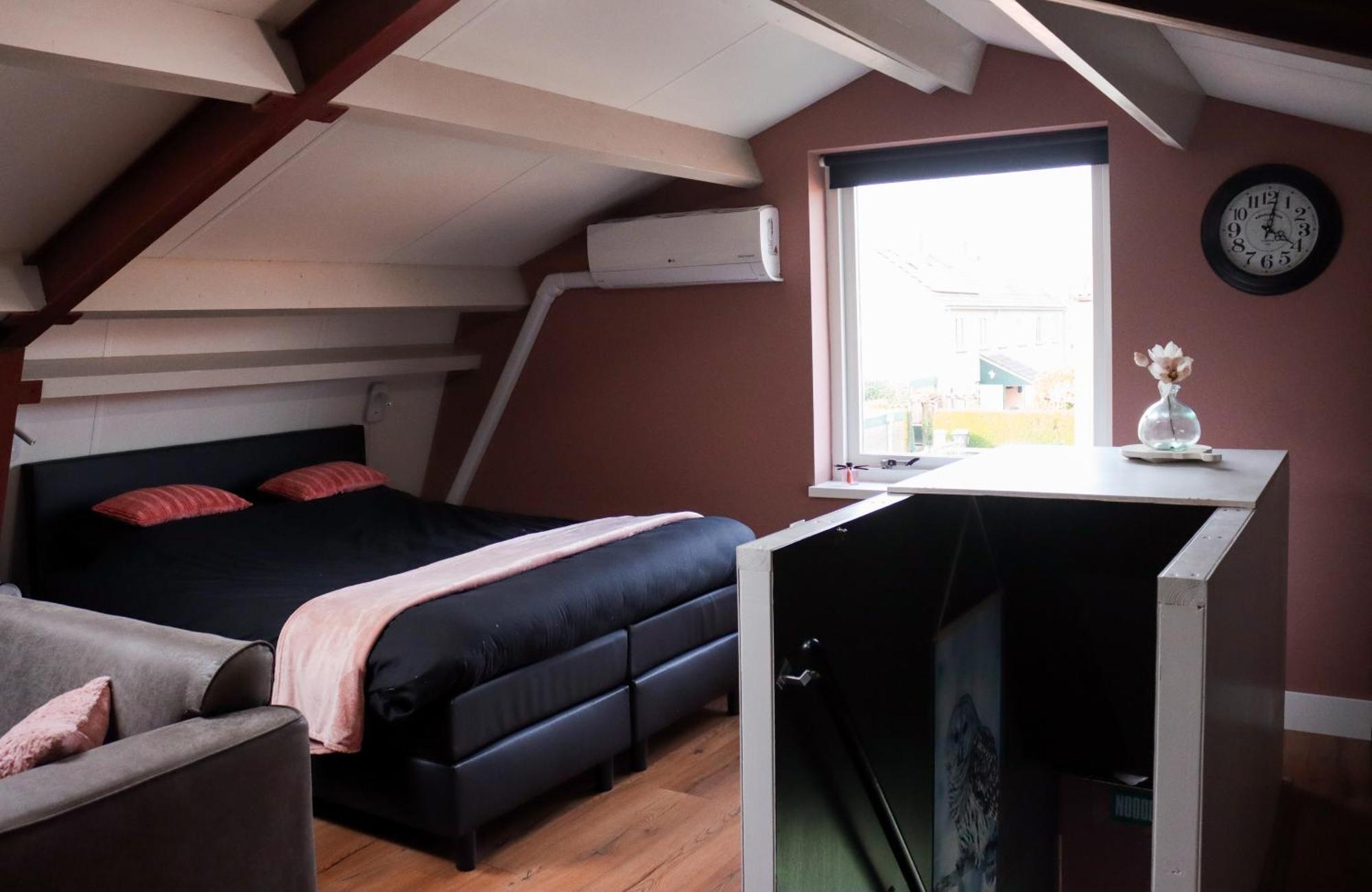 B&B De Kalverschuur Schoonrewoerd ภายนอก รูปภาพ